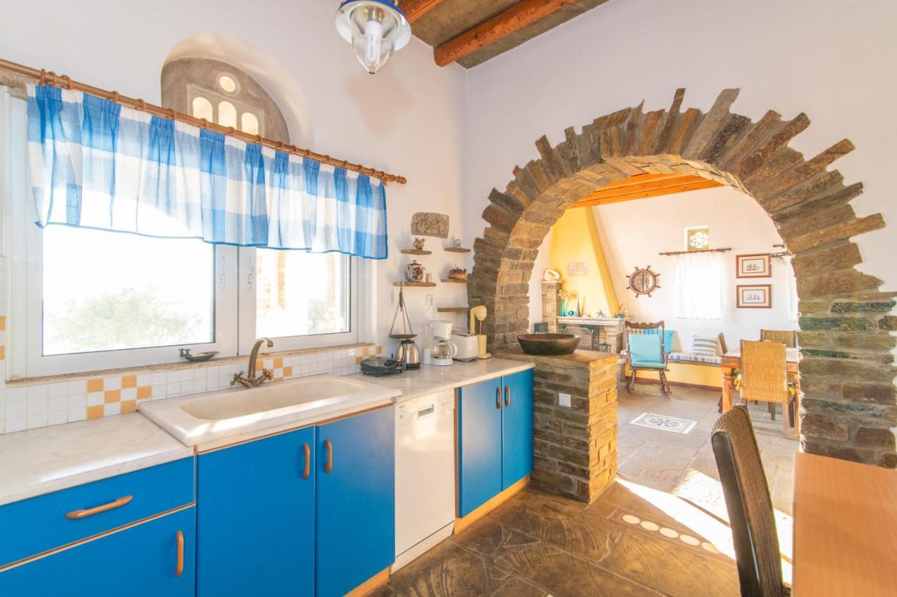 Traditional House By The Sea Isternia  Екстер'єр фото